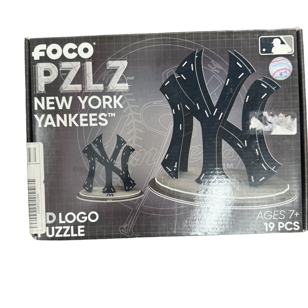 New FOCO New York Yankees 3D Emblem Collectible PZLZ Puzzle MLB ny  Licensed